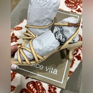 NWT Dolce Vita Heeled Sandals